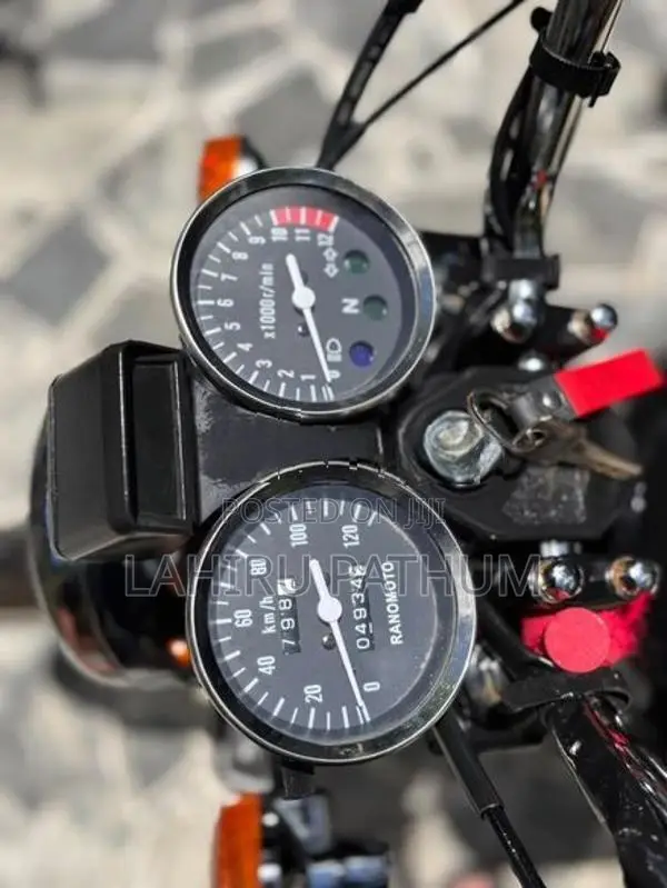 Suzuki GN 125 2026