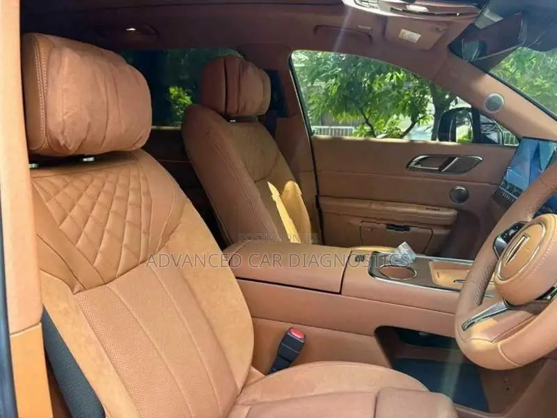 Hongqi R Royce E HS9 2026