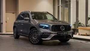 Mercedes Benz GLB 180 AMG LINE Plus 2025