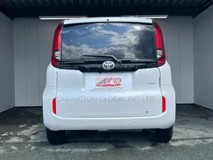 Toyota Sienta G HEV 7 Seater 2025