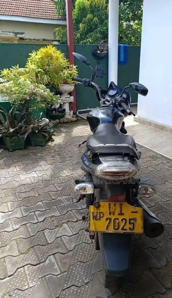 Bajaj Discover 2019