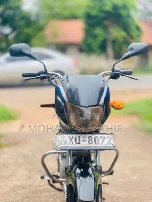 Bajaj CT100 2012