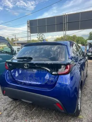 Toyota Yaris Vitz 2023