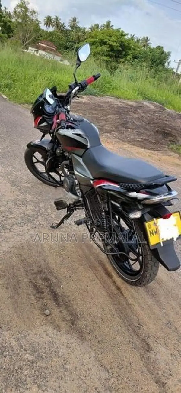 Bajaj Discover 125 2019