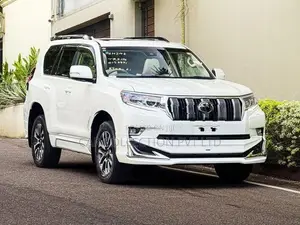 Toyota Land Cruiser Prado 2023