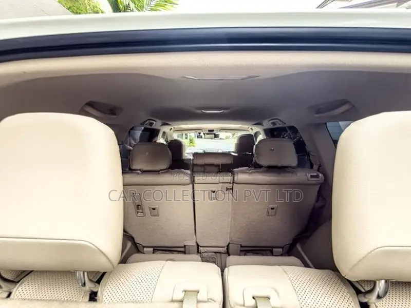 Toyota Land Cruiser Prado 2023