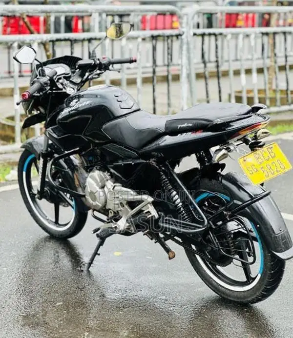 Bajaj Pulsar 135 2015