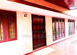 Moratuwa 02 Storied House on 25.1 Perches of Land for Sale