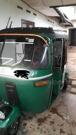 Bajaj RE 2009