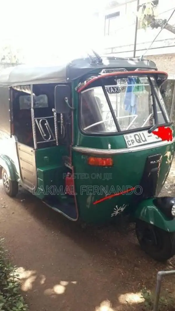 Bajaj RE 2009