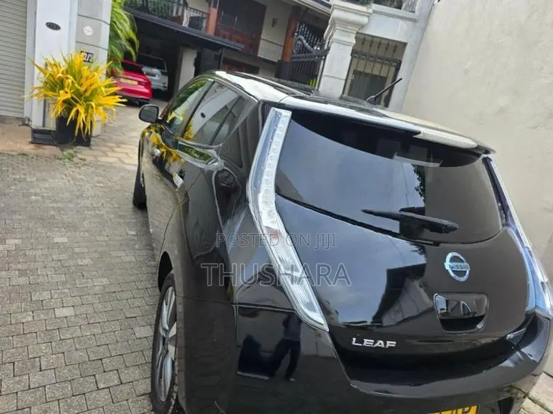 Nissan Leaf G Grade 2014