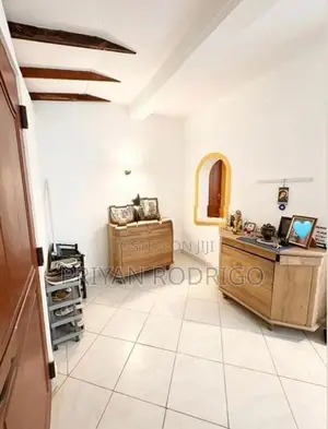 Sri Jayawardenapura Kotte - Beddagana Road 04 Bed Room House for Rent
