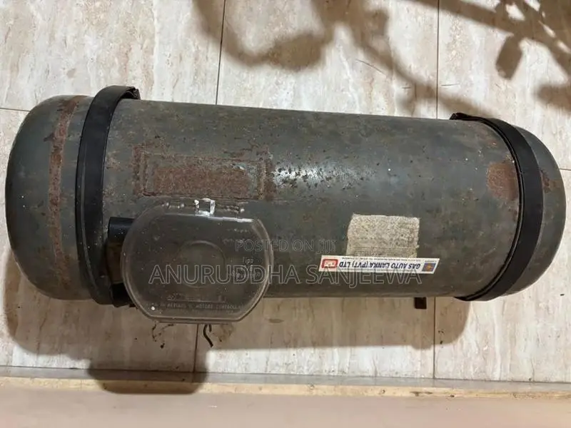 Vehicle Gas Cylinder