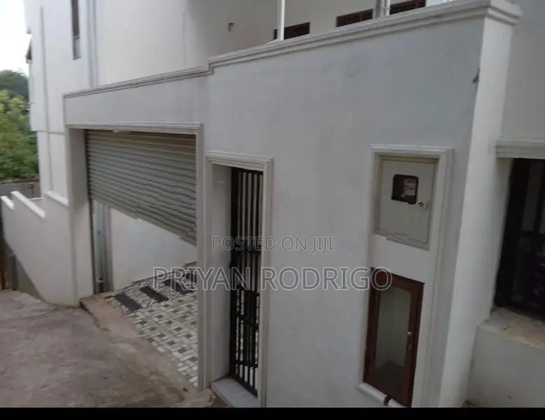 Malabe - Bangalawatta Rd 02 Storied House on 10 Perches of Land for Sa