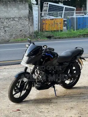 Bajaj Pulsar 180 2005