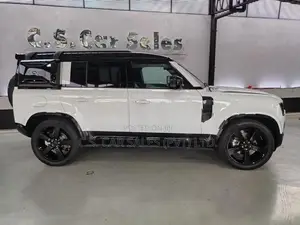 Land Rover Defender P300 X-Dynamic SE 2026