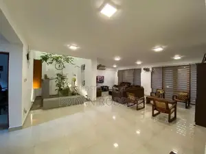 Nawala Koswatta 2 Storied Luxury House on 21.26 Perches of Land for Sa