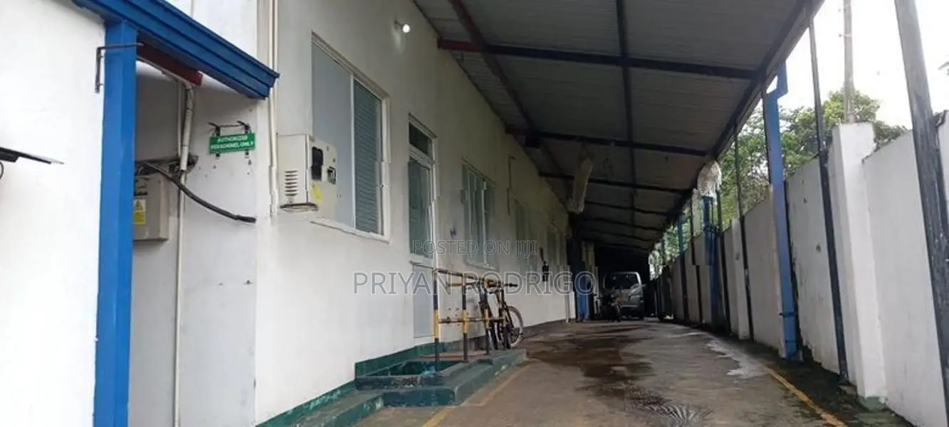 Kesbewa–Bandaragama Main Road Factory Built to ISO standards for Sale