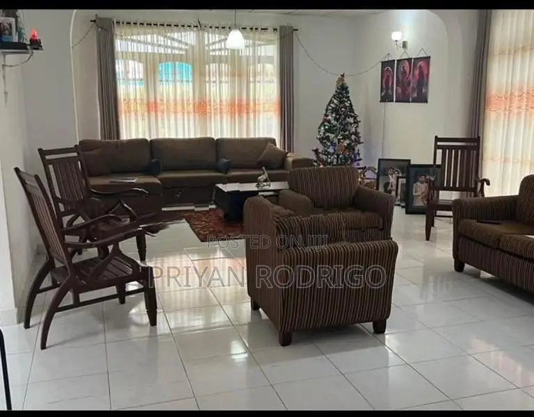 Wattala 04 Bed Room House on 18.71 Perches of Land for Sale