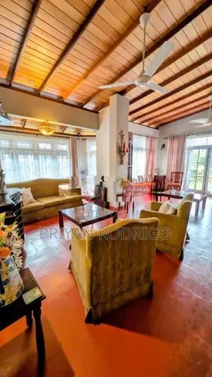 Nugegoda 14 Perch valuable Land with a 03 BedRoom Livable House for Sa
