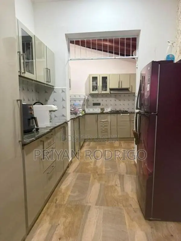 Pitakotte Rajamaha Vihara Rd 04 BR House on 8.9 Perches of Land for Sa