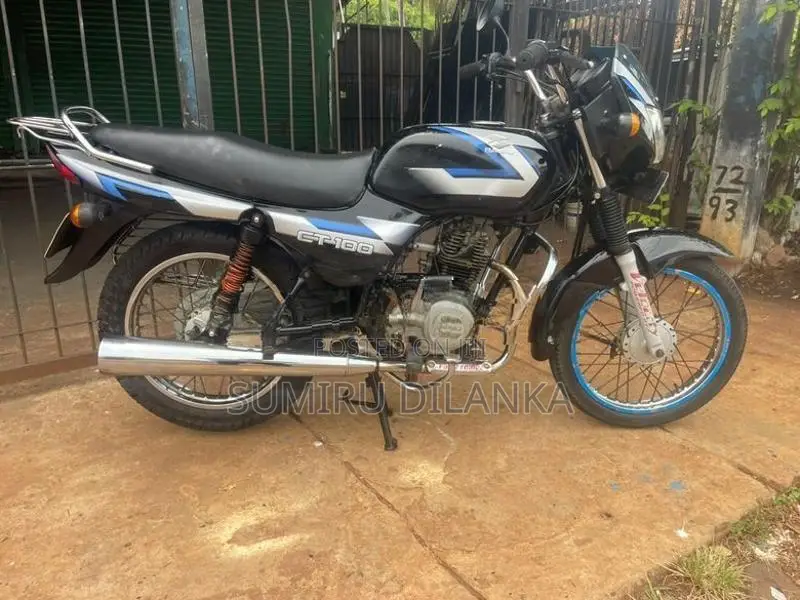 Bajaj CT100 2013