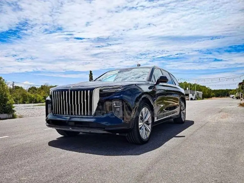 Cadillac Hongqi R Royce E HS9 2026