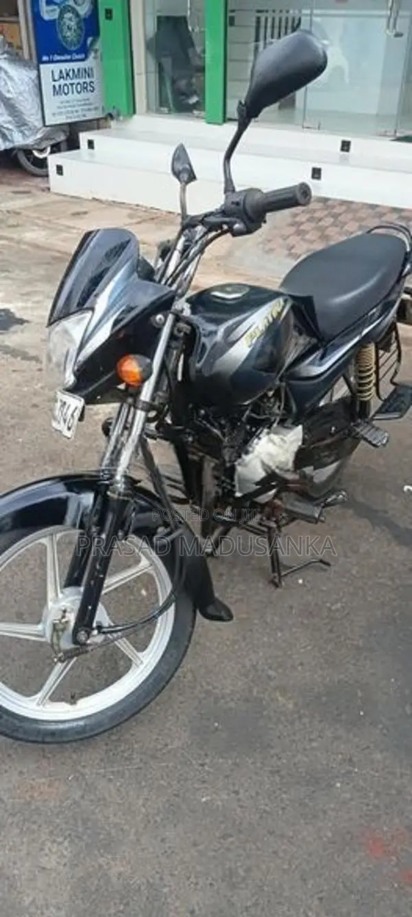 Bajaj Platina 100 2018