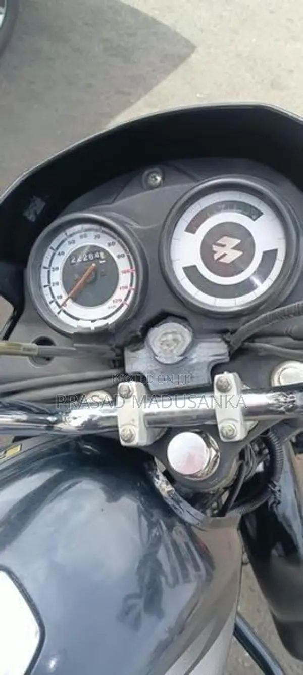 Bajaj Platina 100 2018