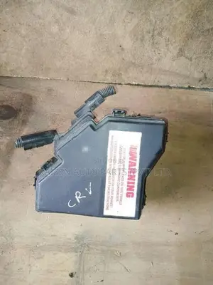 Toyota CR-V Fuse Box