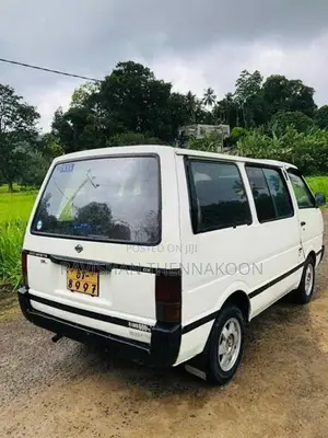 Nissan Vanette 1990