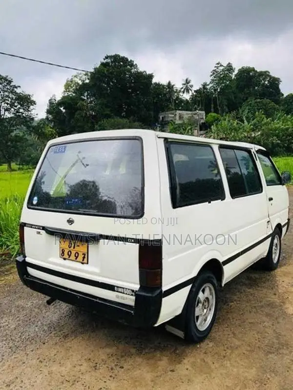 Nissan Vanette 1990