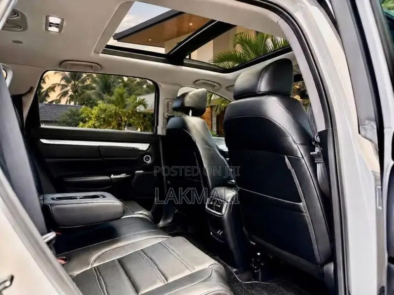 Honda CRV Sunroof 7 Seater 2019