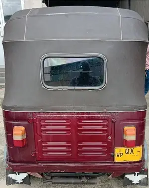 Bajaj RE 2010