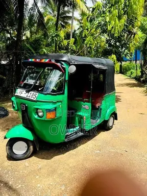 Bajaj RE Three Wheeler 2011