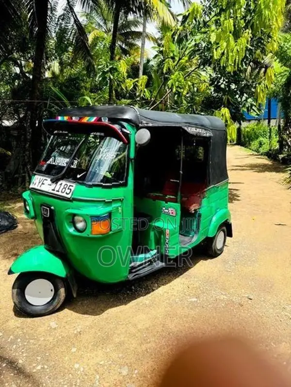 Bajaj RE Three Wheeler 2011