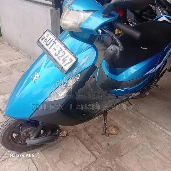 Bajaj Kristal 2007