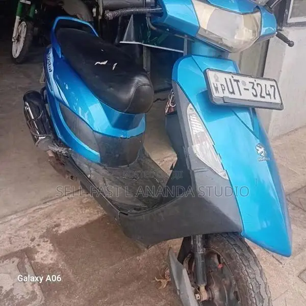Bajaj Kristal 2007