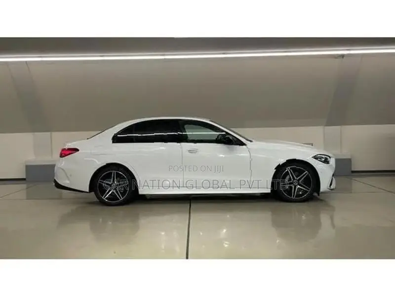 Mercedes Benz C200 Sport AMG Line 2025