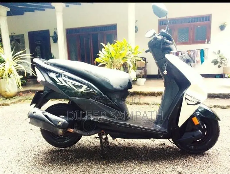 Honda Dio 2017