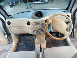 Daihatsu Esse 2010