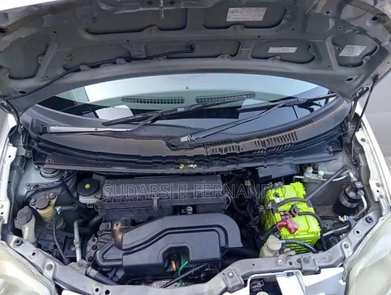 Daihatsu Esse 2010