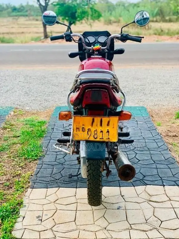 Bajaj CT100 2009