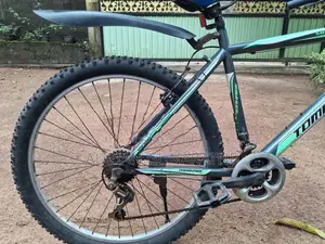 Tomahawk Pro-XRකිසිම අලුත්වැඩියාවක් කිරීමට නැත ගියර්