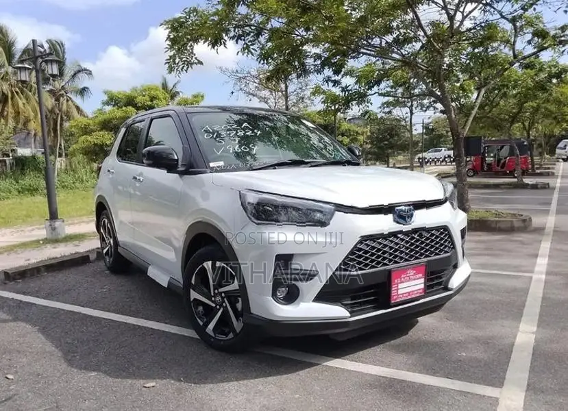 Toyota Raize Z HYBRID 4WAY CAM 2026