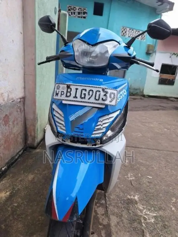 Mahindra Gusto 2017