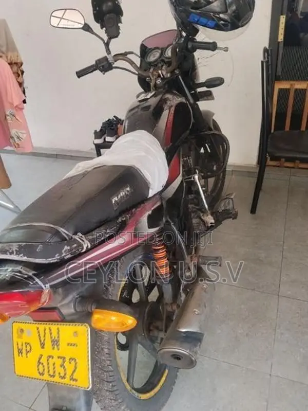 Bajaj Platina 125 2011