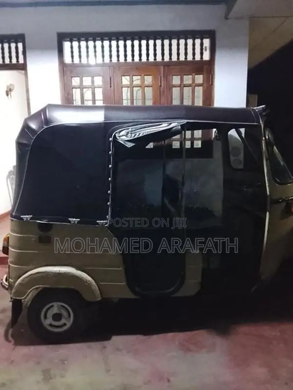 Bajaj RE 2006