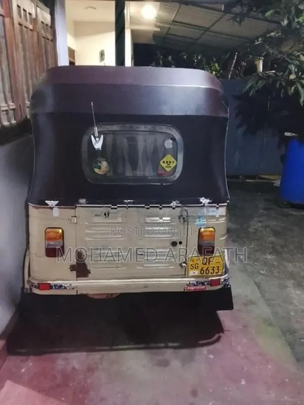 Bajaj RE 2006