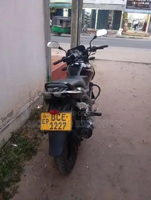 Bajaj Pulsar 150 2015